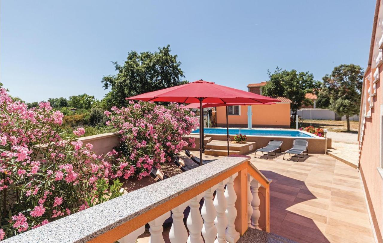Cozy Home In Betiga With Outdoor Swimming Pool Barbariga Exterior photo