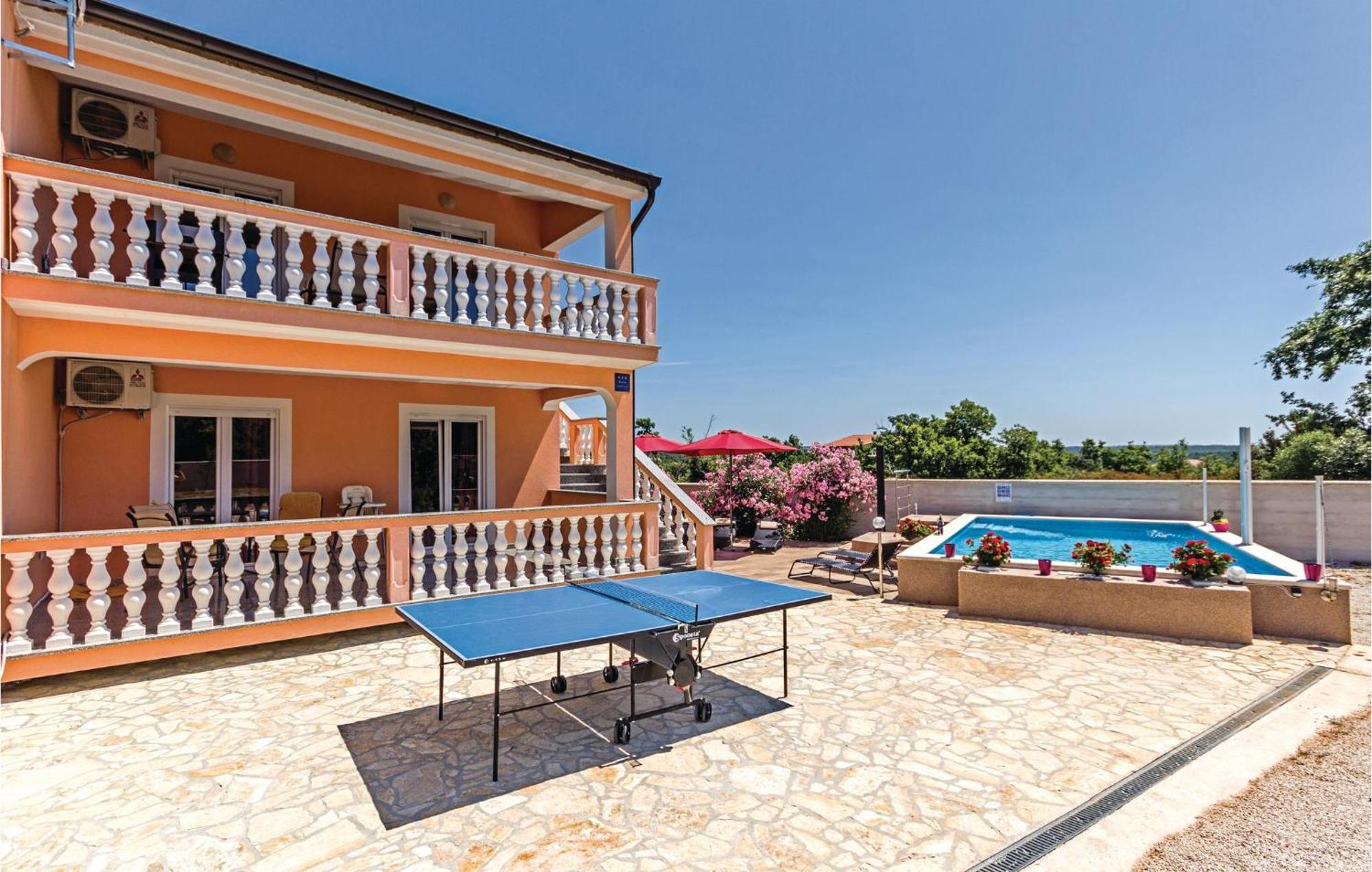 Cozy Home In Betiga With Outdoor Swimming Pool Barbariga Exterior photo